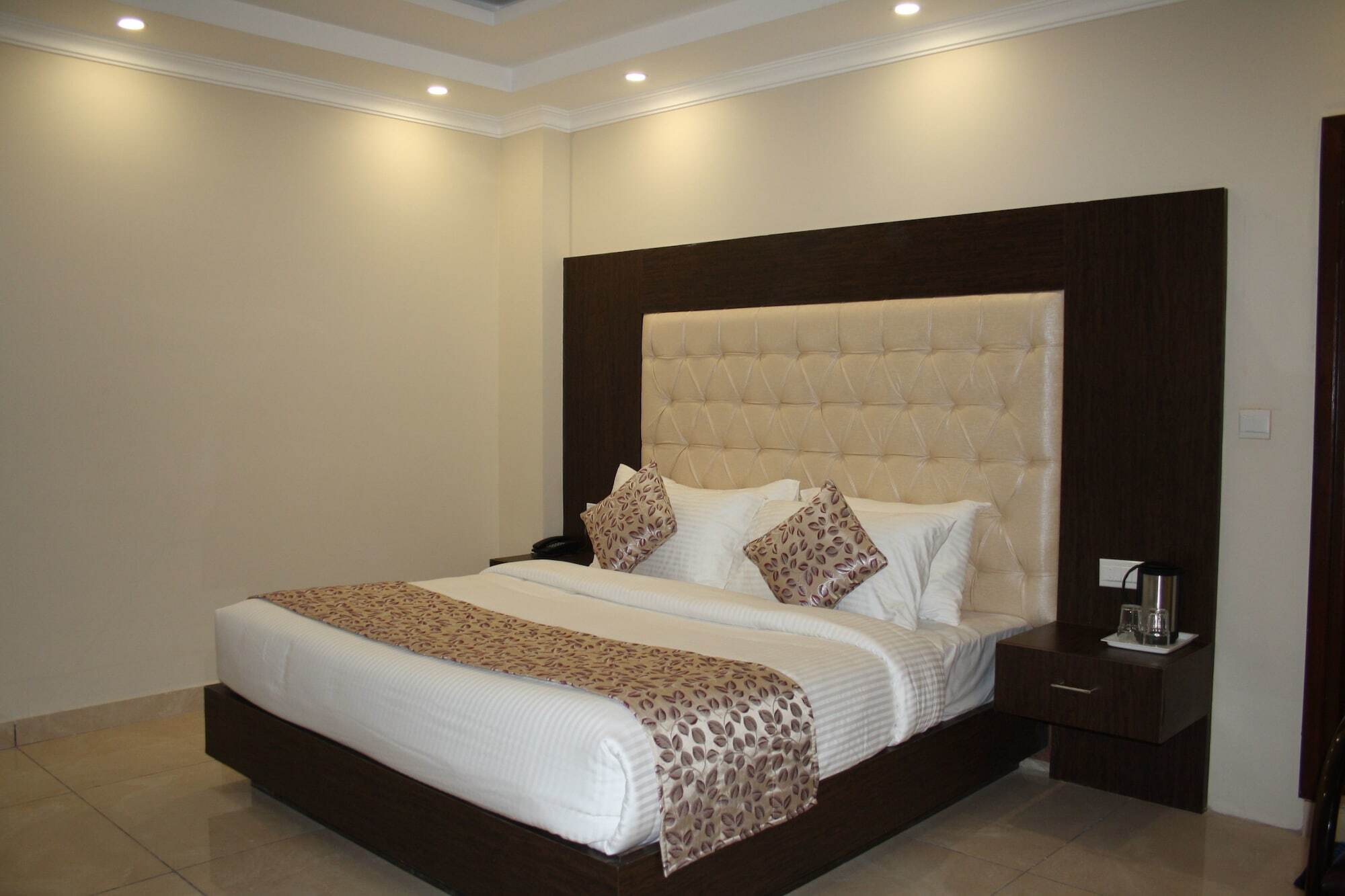 Regenta Place Green Leaf Manali- A Centrally Heated Resort Exterior foto